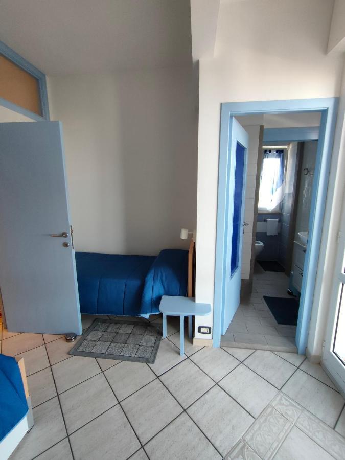 B&B Le Tre Palme Ancona Exteriör bild